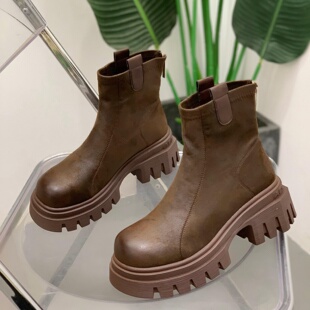 网红炸街洋气爆款 新款 马丁靴 厚底甜酷单靴机车短靴女2025秋季 韩版