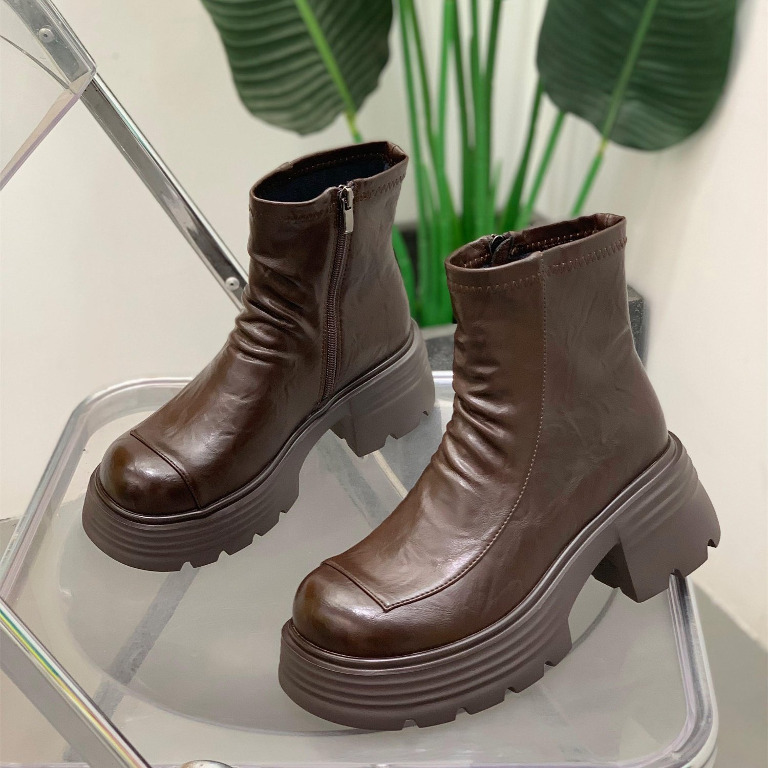 小个子6cm粗跟圆头复古短筒马丁靴女2025秋冬新款百搭褶皱瘦瘦靴,女鞋,马丁靴,淘宝优惠券,粉丝福利购,淘宝优惠卷