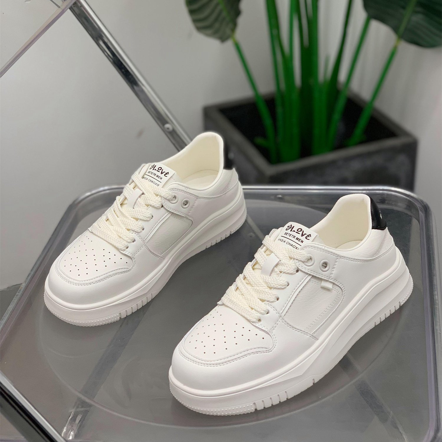 简约风百搭厚底真皮时尚小白鞋女2026春季新款不累脚轻便休闲板鞋,女鞋,时尚休闲鞋,淘宝优惠券,粉丝福利购,淘宝优惠卷