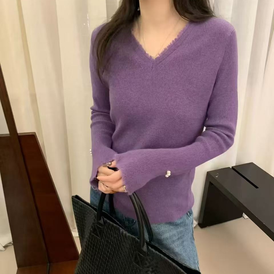V领喇叭袖口洋气针织衫女秋冬季