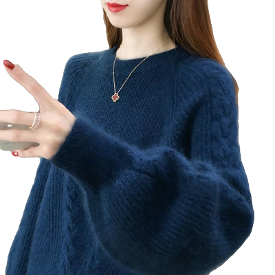 针织慵懒风圆领套头纯色麻花毛衣