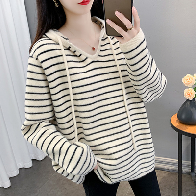 秋冬季条纹连帽针织衫毛衣女外套