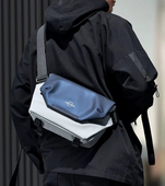 斜挎包男款 潮牌大容量百搭骑行邮差包胸包男生机能防水牛津布挎包