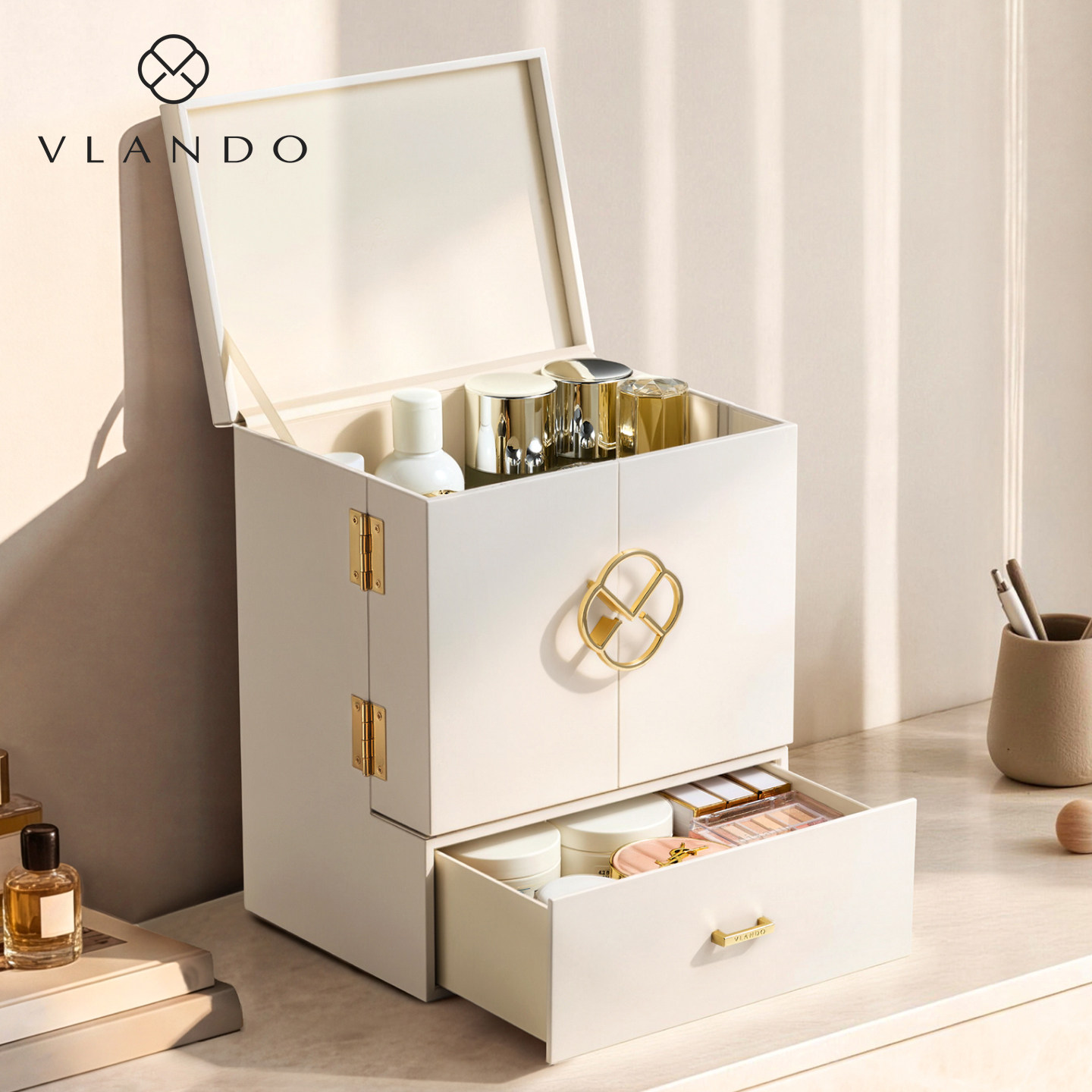 VLANDO唯兰朵化妆品收纳盒防尘抽屉式轻奢奶油风家用桌面收纳神器