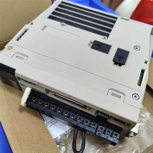 议价7系脉冲电机伺服驱动器SGD7S-2R8/5R5/7R6/120/180/A00A0