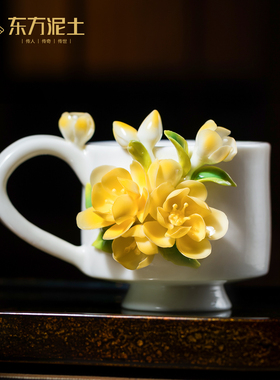 东方泥土非遗手捏梅花陶瓷摆件