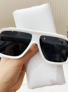 墨镜女夏圆脸防紫外线强光男士2025新款开车太阳镜gm网红眼镜复古