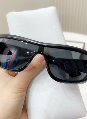 太阳镜女夏显脸小gm墨镜男2025年新款开车防紫外线时尚眼镜圆脸