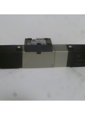 SMC VFS2300-5FZ 电磁阀 4/5 端口 24VDC - 全新带盒