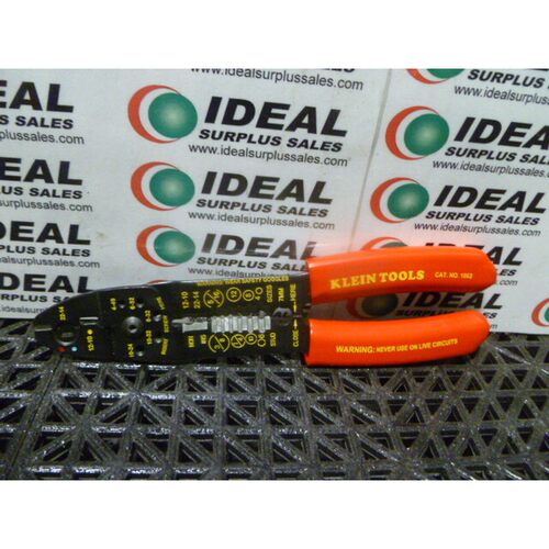 Klein Tools 1002 多工具剥线钳压接器 22-10 AWG 钳子动作 - NE.