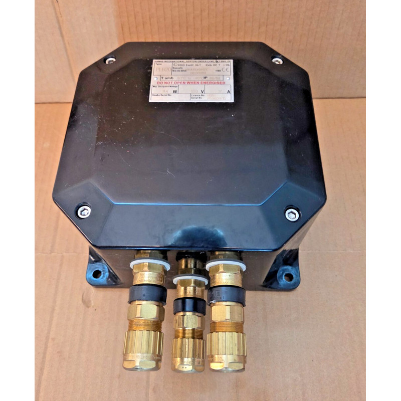 Hawke PL620 Rienforced Heavy Duty GRP Terminal Enclosure 550