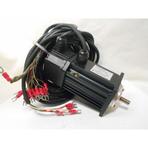 Motor Servo AC YASKAWA USASEM-02-S011 *Usado Con Garantía!*