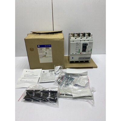通用电气 Record Plus FG400-Breaker FGH46AA400LLF,400A,4 极 8