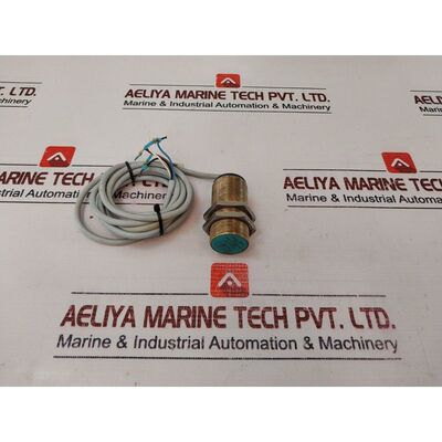 Sensore Induttivo PEPPERL+FUCHS NBB10-30GM60-A0 83858