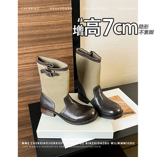 不累脚！内增高7CM圆头粗跟靴子2026秋冬新款百搭皮带扣中筒靴女