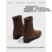 隐形内增高7CM棕色靴子法式 方头靴2025秋冬弹力靴绒面粗跟短靴女