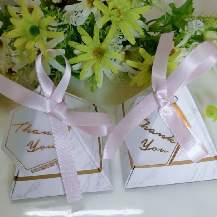 triangular pyramid candy box wedding favors and gifts boxes