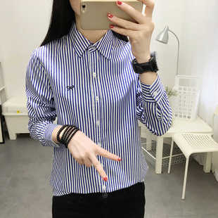 蓝白竖条纹衬衫女2024春装减龄韩版长袖宽松显瘦简约刺绣打底上衣