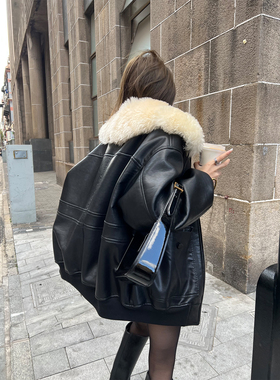 Xinlei Lin 北海道初雪 麂皮pu复合毛拼真羊毛/环保毛宽松外套