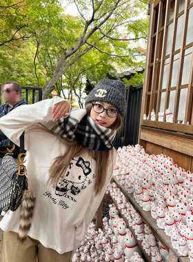 Xinlei Lin 恶魔kitty 立体蝴蝶结毛织装饰保暖磨毛宽松长袖印花T