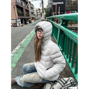 轻盈无压感90白鸭绒连帽排骨羽绒服外套 轻量胶囊 Xinlei Lin