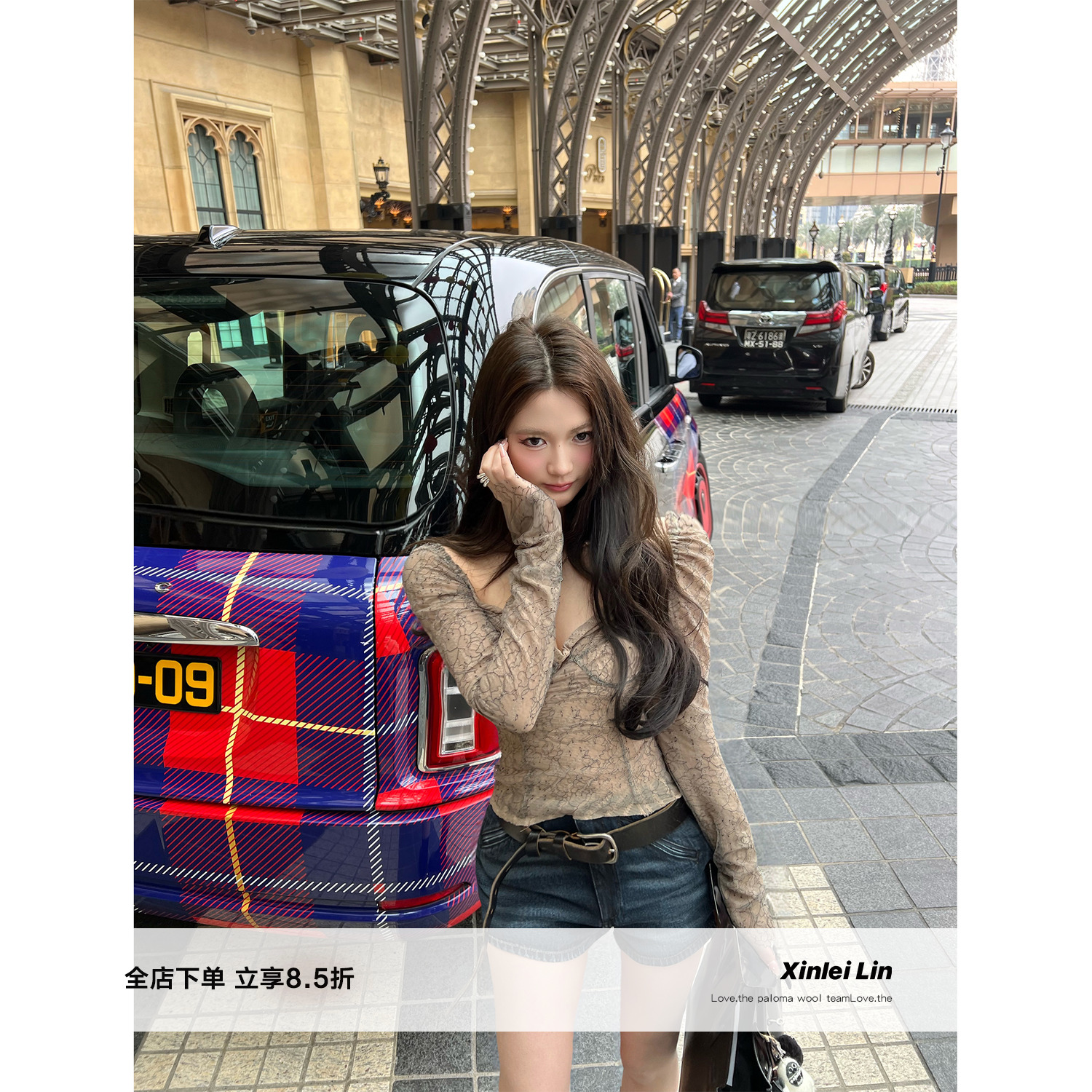 Xinlei Lin “巴黎雾语”复古方领双色修身方领蕾丝拼接打底衫女