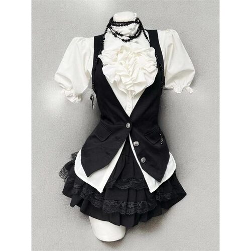 Harajuku Gothic Retro Chic Outfit Women Bubble Sleeve Shirt