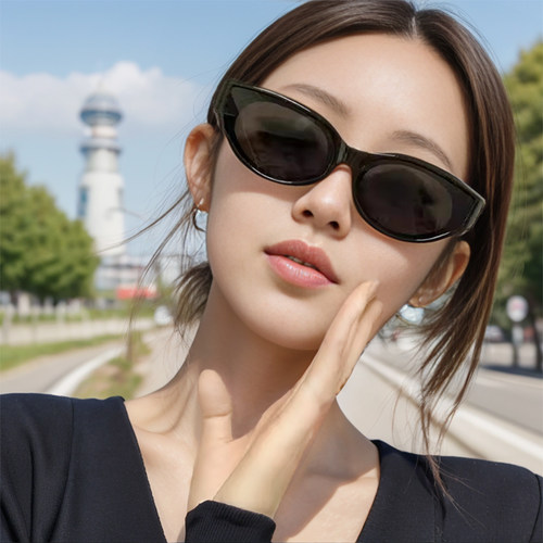 黑色墨镜爱.唯依个性女