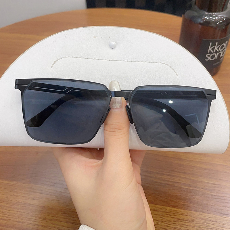 【亏本清仓】大脸显瘦ins潮复古防紫外线强光太阳眼镜男网红款