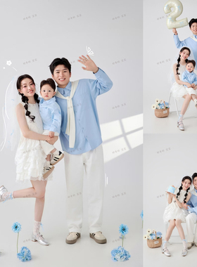 亲子摄影服装小红书款一家三口蓝色写真主题亲子装影楼拍照全家福