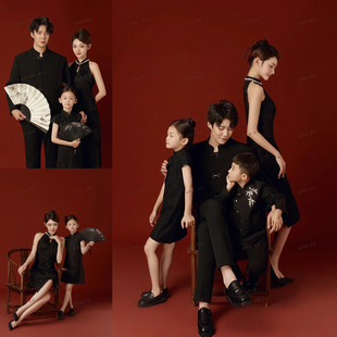 新中式国风主题一家四口旗袍中山装全家福影楼摄影服装亲子艺术照