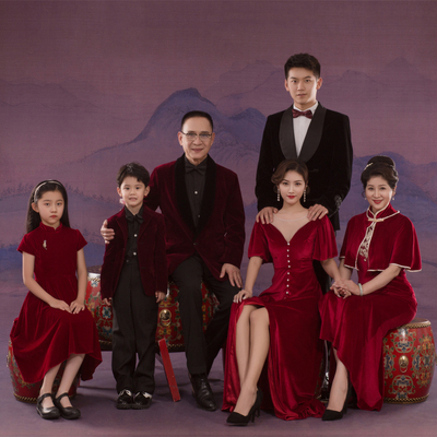 新年韩版六口拍照复古全家福礼服