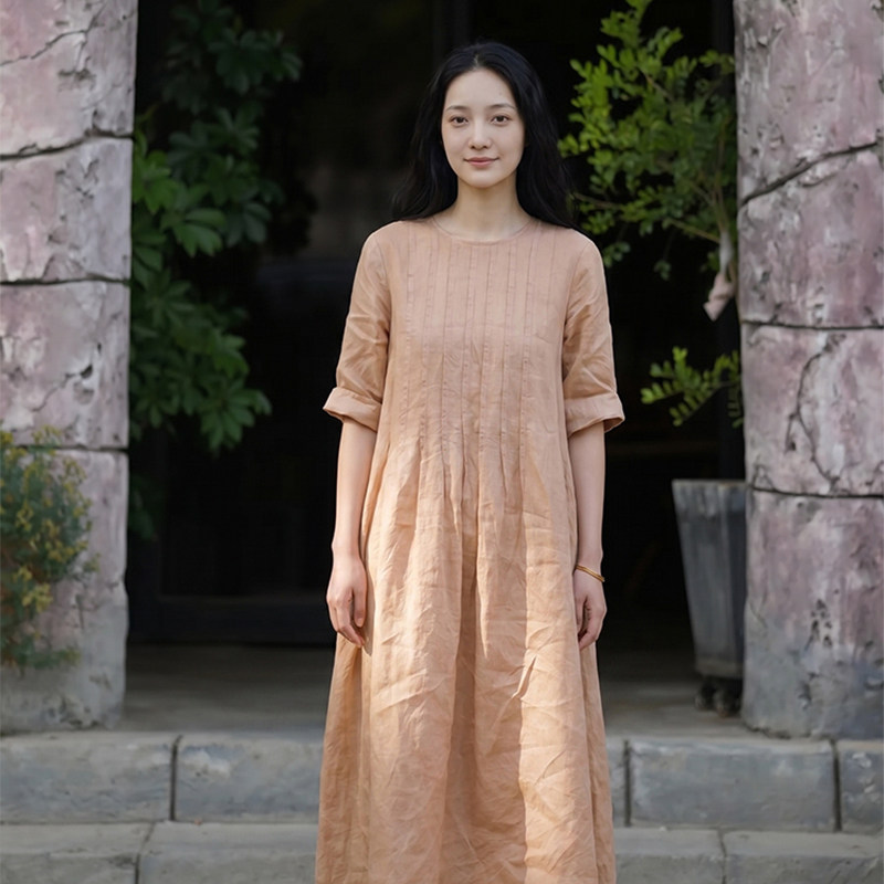 知笔墨苎麻柿子染飘带连衣裙2026夏季草木染抽褶宽松休闲长裙