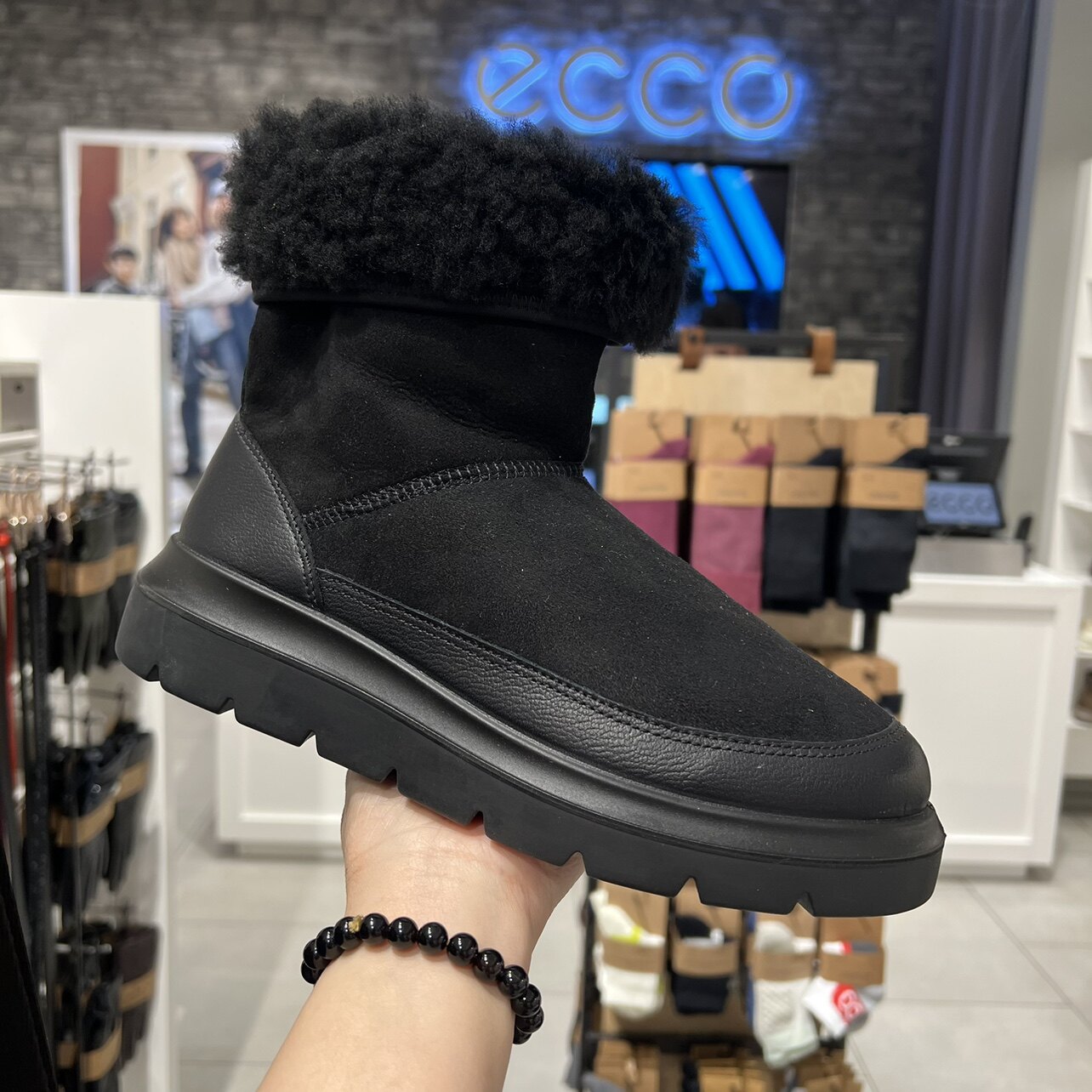 Ecco/爱步高帮加绒保暖雪地靴