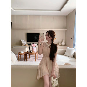 萌萌Ja 中古茉莉~浅杏色甜美温婉百褶短裙仙女裙小飞袖系带连衣裙