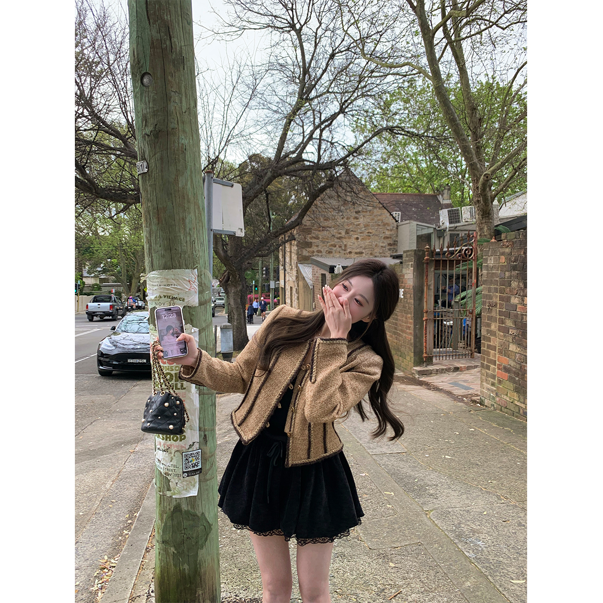 萌萌Ja花边咖色小香风短外套通勤