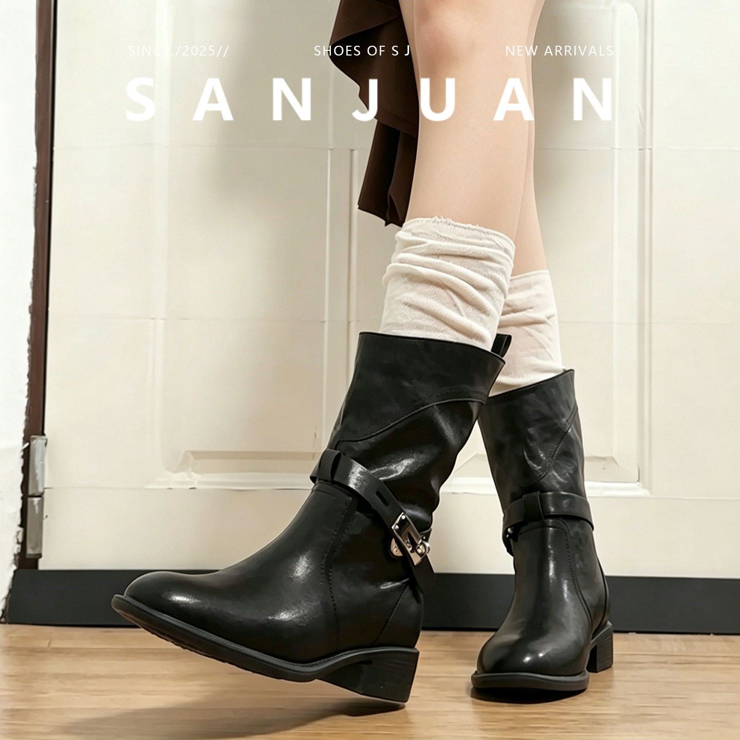 羊皮版sanjuan三卷英伦机车靴金属扣圆头短靴粗跟通勤骑士靴黑色