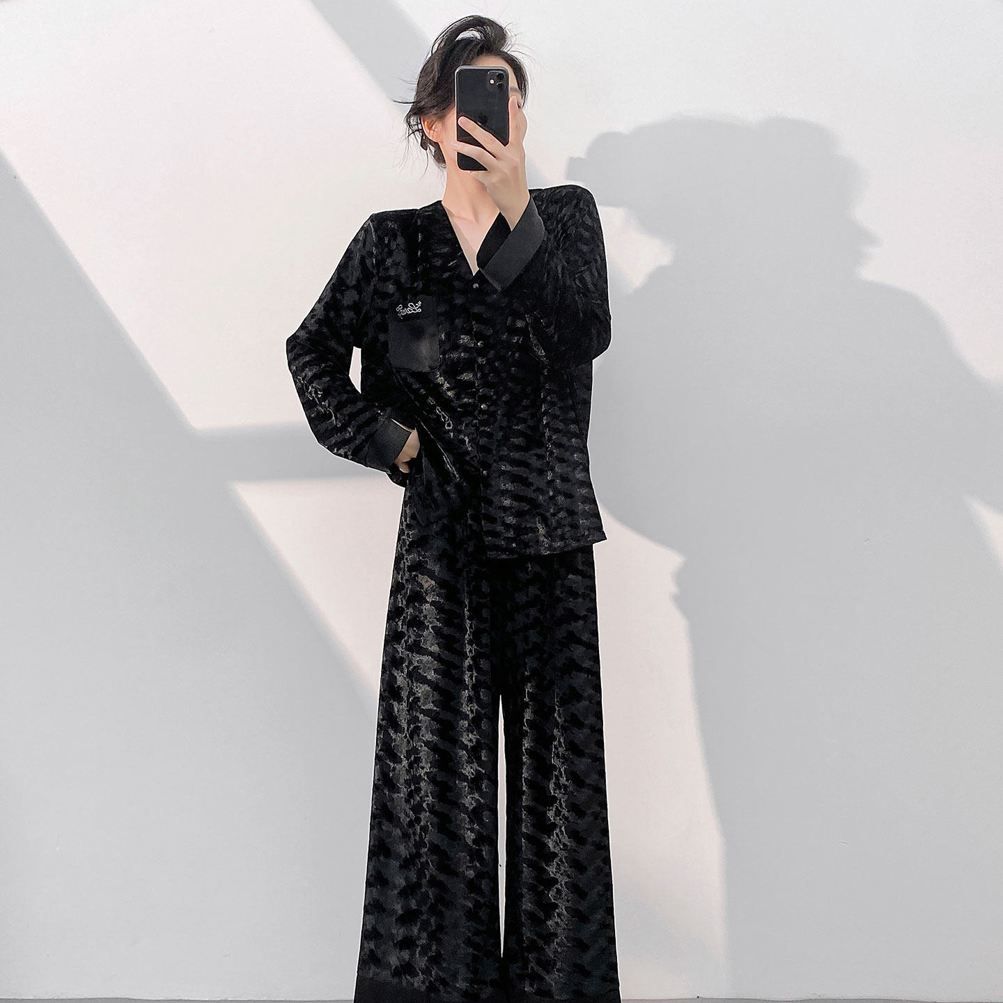 2025秋冬鱼鳞金钻绒轻奢高级感家居服女士秋冬高级感睡衣女两件套,女士内衣/男士内衣/家居服,睡衣/家居服套装,淘宝优惠券,粉丝福利购,淘宝优惠卷