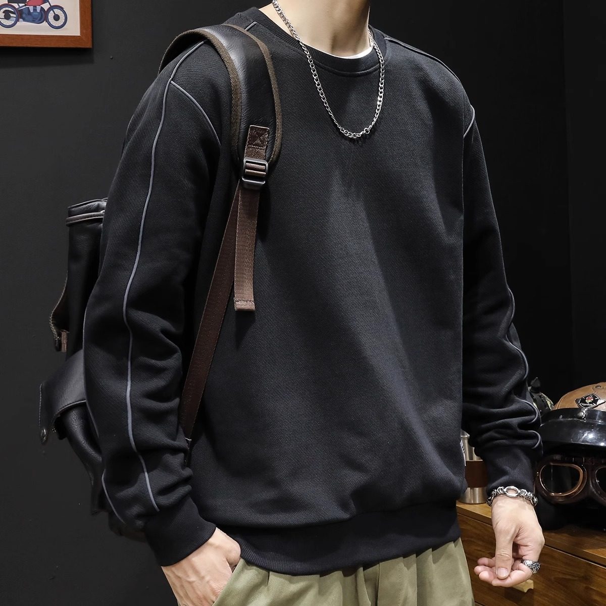 圆领卫衣男秋冬潮宽松大码加肥加大男士秋季2025新款上衣长袖男款