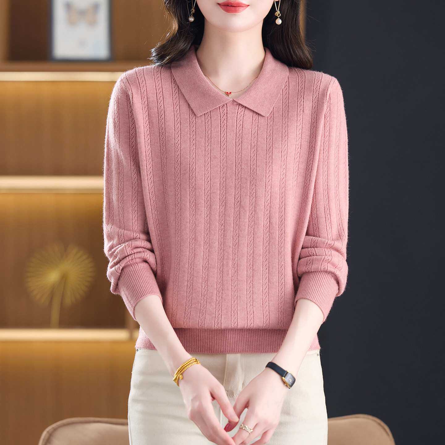 官方翻领针织衫短款上衣秋装女款2026新款宽松显瘦套头毛衣妈妈打