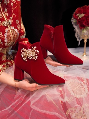 2023年新款婚鞋女冬季加绒红色新娘鞋秀禾婚纱两穿高跟鞋短靴敬酒