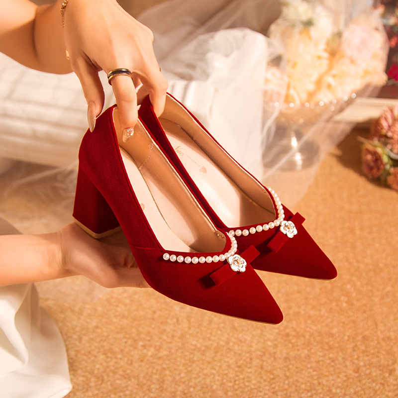 红色结婚鞋秀禾婚鞋女粗跟新娘订婚两穿不累脚中式敬酒服高跟鞋