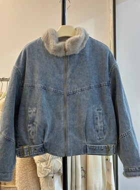 韩系设计感毛毛拼接翻领蓝色牛仔短外套女秋冬季新款宽松保暖夹克