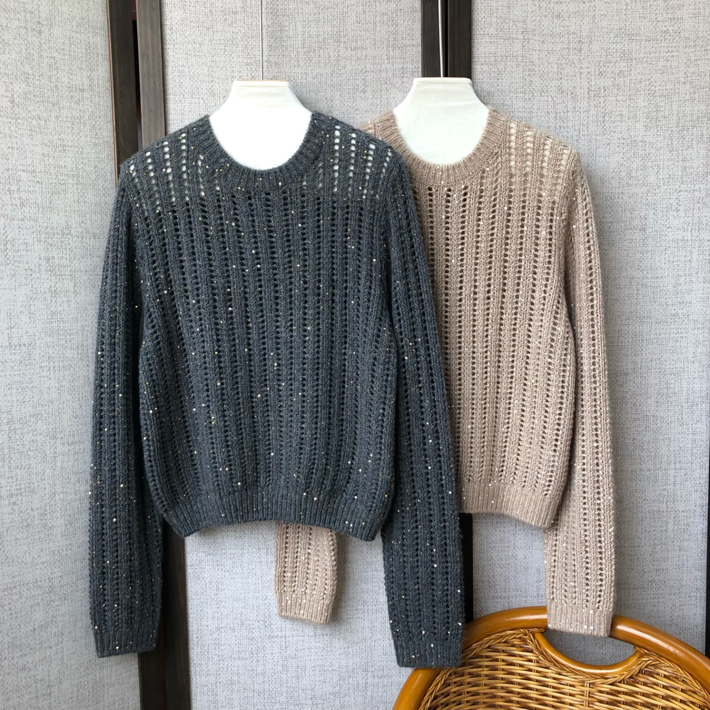 秋季必入！BC亮片点缀羊绒羊毛混纺针织衫 圆领镂空气质长袖上衣