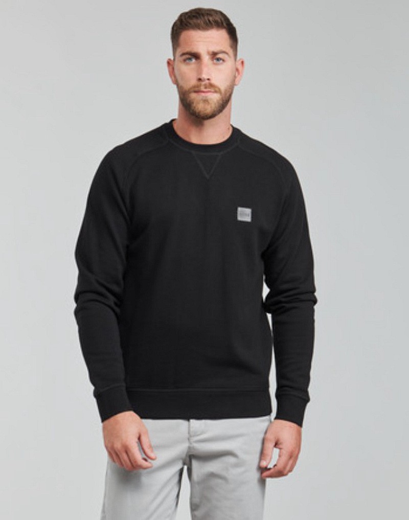 春秋休闲套头圆领经典刺绣卫衣