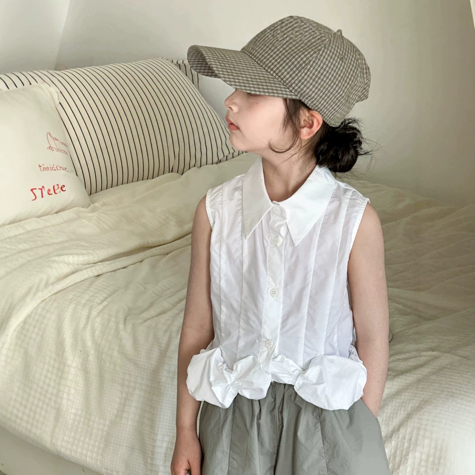 小红鱼女童无袖衬衫夏装2026新款设计感亲子装夏季短款小香风上衣