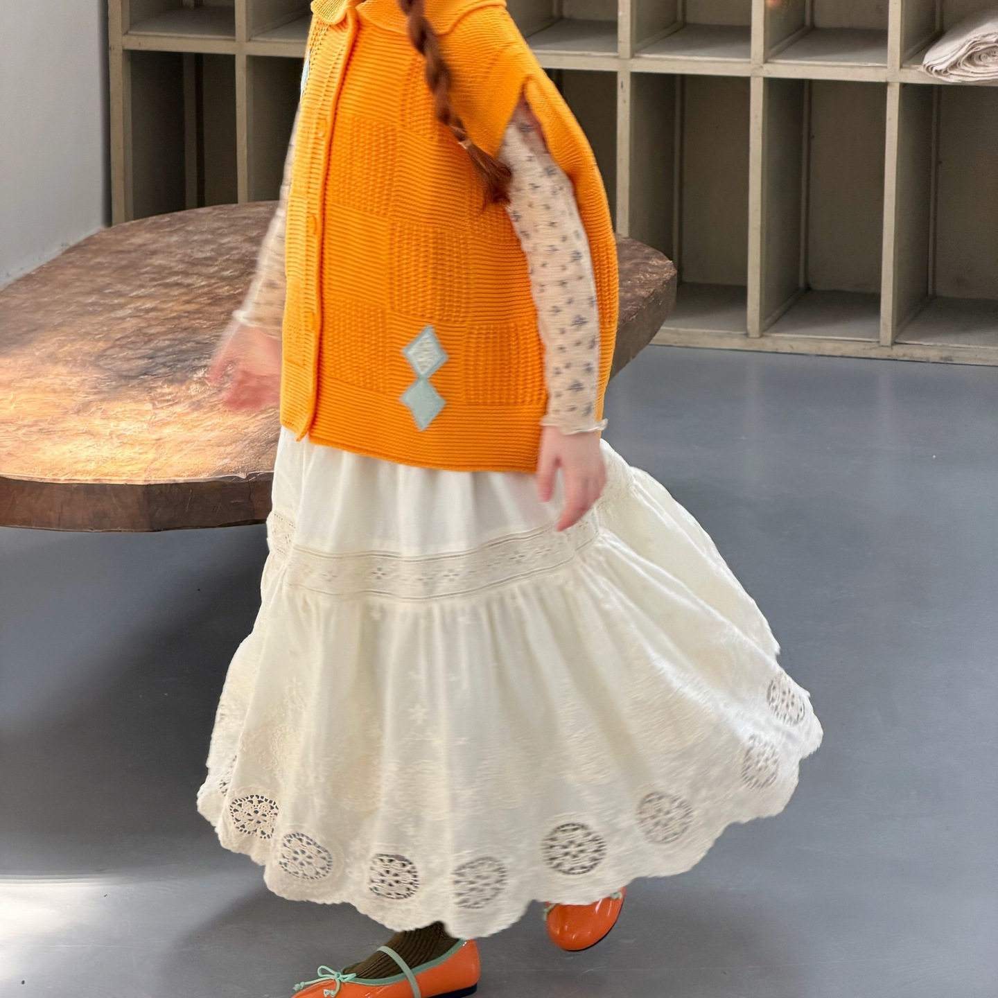 尖子蛋韩系童装2026秋季新款女童半裙纯色花边百搭棉布裙半身裙