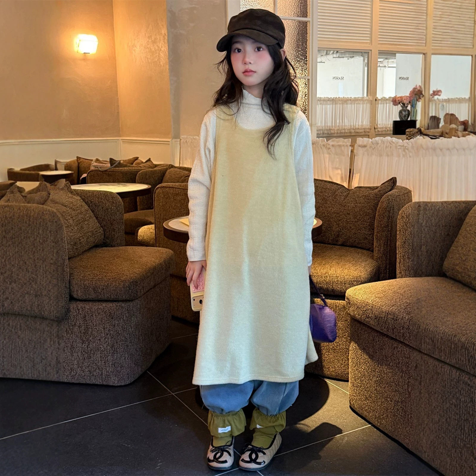 花与寻女童 2026 年冬款背心裙 软糯针织纯色无袖中长背心连衣裙