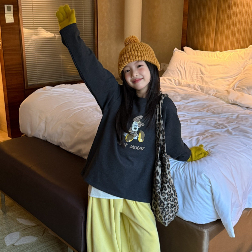 花与寻童装女童打底衫2025秋冬新款米奇一体绒打底衫加绒保暖洋气