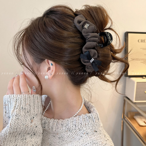 高端气质灰色褶皱大号抓夹女发夹